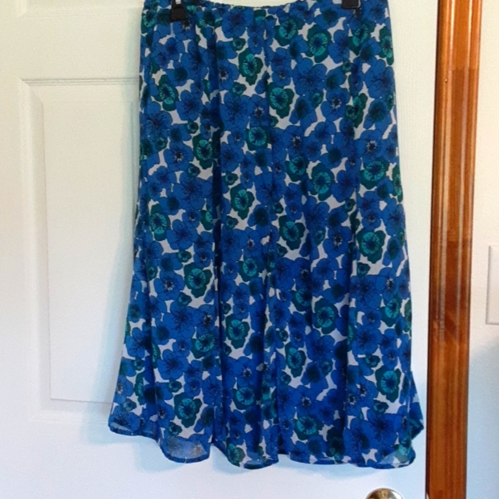 EUC Laura Scott Skirt